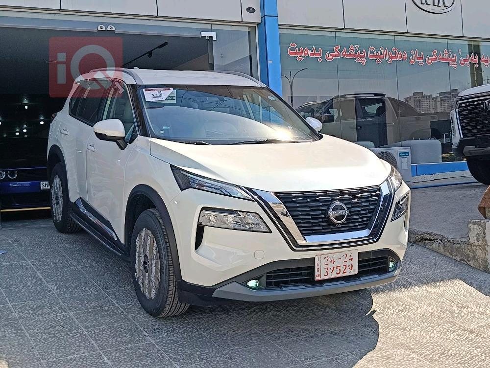 نیسان ئێکس ترەیل
